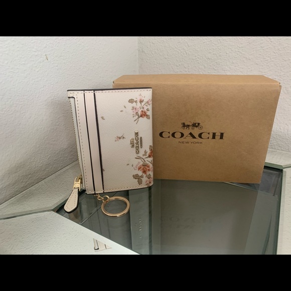 Coach KeyChain Cardholder - Picture 1 of 1